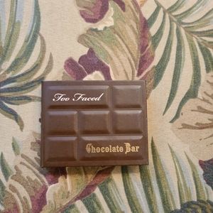 Too faced chocolate bar eyeshadow pallette